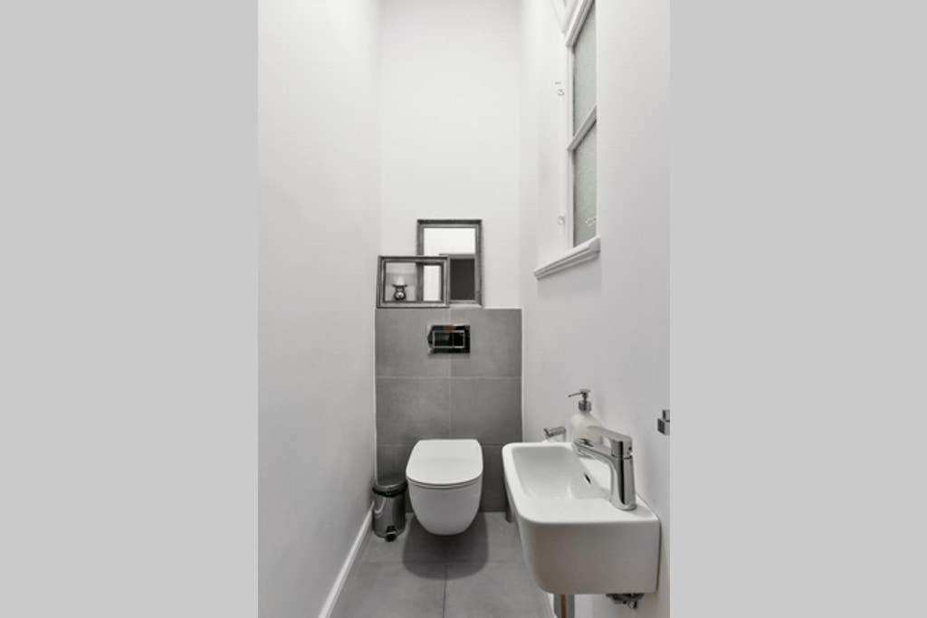 Cosmopolitan Central Prague Apartment Exterior foto