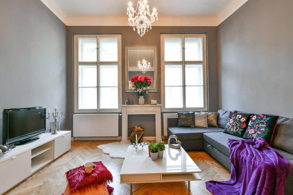 Cosmopolitan Central Prague Apartment Exterior foto