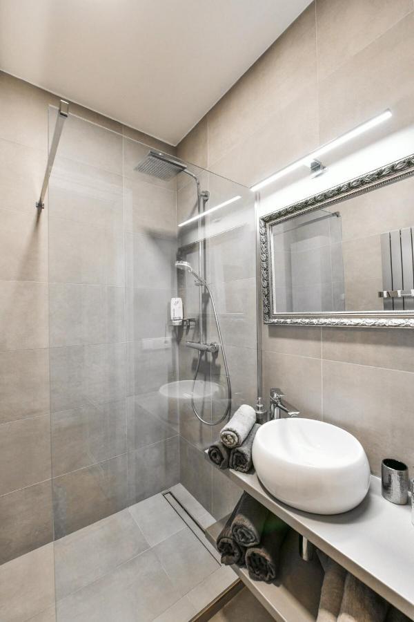 Cosmopolitan Central Prague Apartment Exterior foto