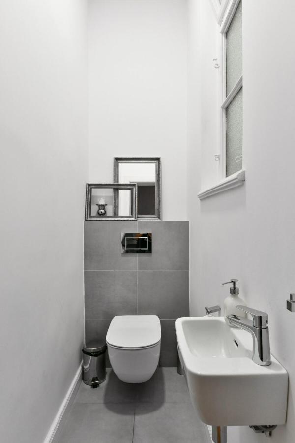 Cosmopolitan Central Prague Apartment Exterior foto
